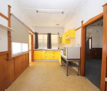 Ideal Location - Photo 4