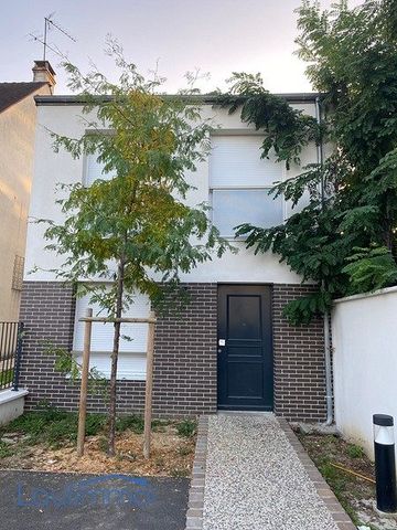 Location Maison 5 pièces 118m² ROSNY SOUS BOIS 93110 - Photo 5