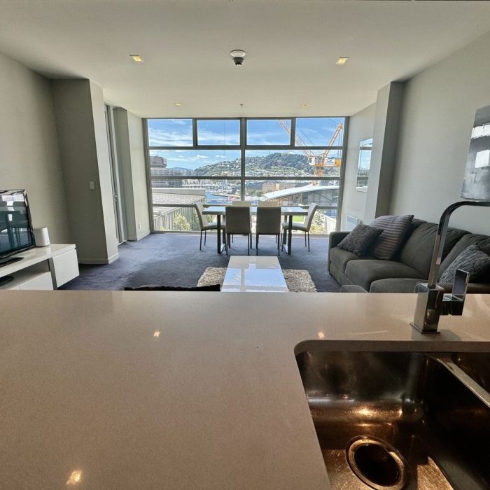 Premium 3 bedroom apartment located at Chews Lane in the heart of Wellingon's CBD - Photo 1