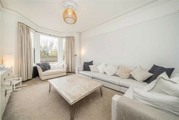 Park Road, Hampton Wick, KT1 - Photo 1