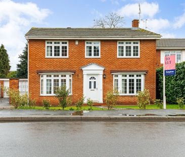 4 bedroom detached house to rent - Photo 1