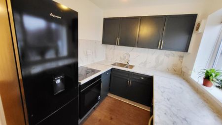 Crossbrook Street, Waltham Cross, Cheshunt - Photo 3