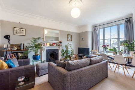 Granville Park, London, SE13 - Photo 2