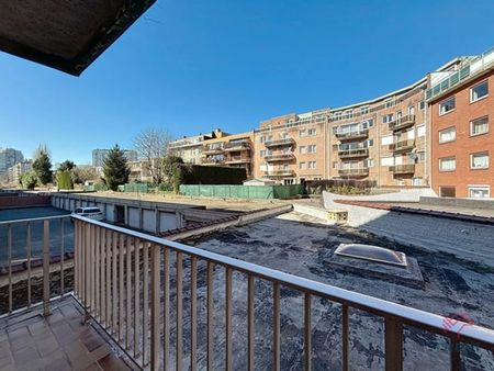 Appartement te huur - Photo 3
