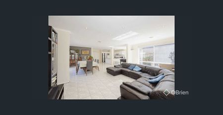 Fantastic large family home - Photo 2