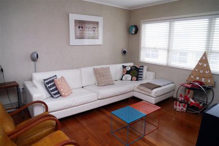 Well-presented front Unit - Photo 3