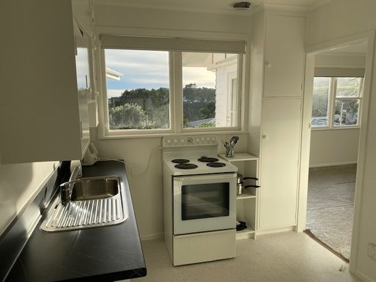 23B Diane Grove, Paparangi - Photo 1