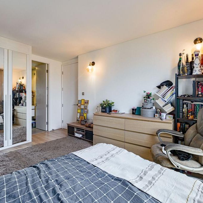 3 bedroom flat to rent - Photo 1