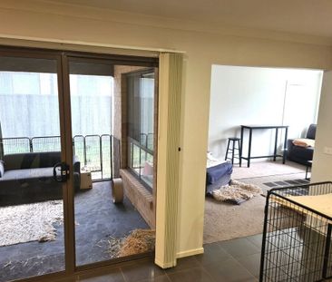 Cobblebank - Photo 2