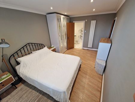 2 Bed Flat, Elizabeth Court, NW1 - Photo 4