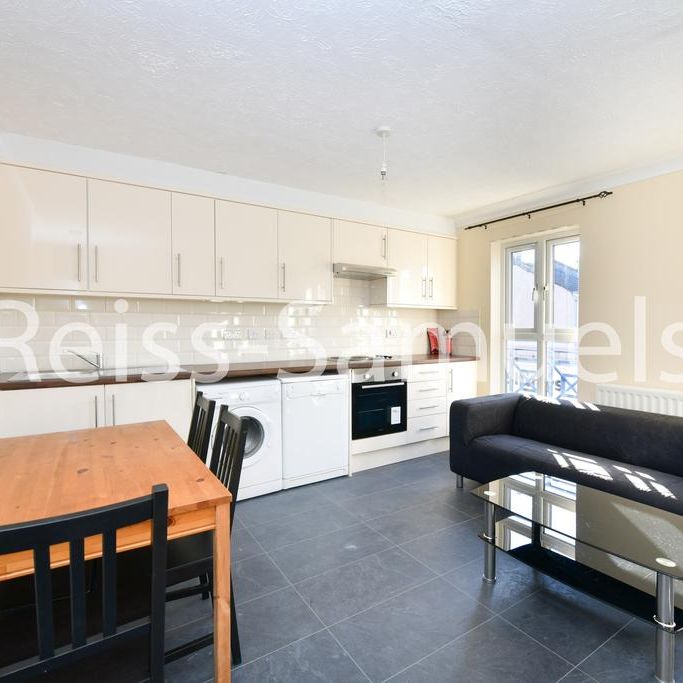 5 bedroom terraced house to rent - Photo 1