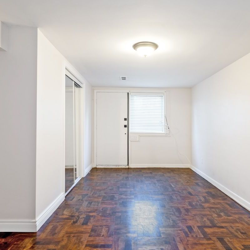 For Lease - 16 Donewen Court, Toronto, Ontario - Photo 1