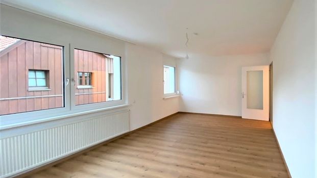 Großzügige, renovierte 2,5-Zimmer-Wohnung im Herzen von Lochau – Ideal für Paare oder Singles - Foto 1