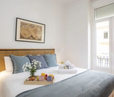 3-bedroom apartment for rent in Russafa, Valencia, bills included - Foto 2