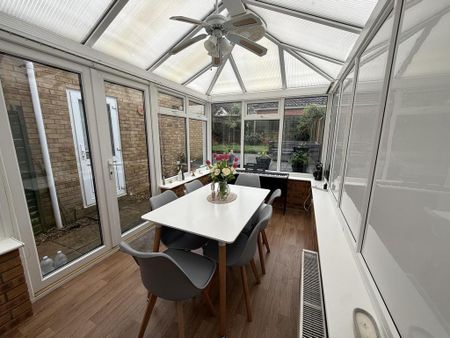 2 bedroom semi-detached house to rent - Photo 2