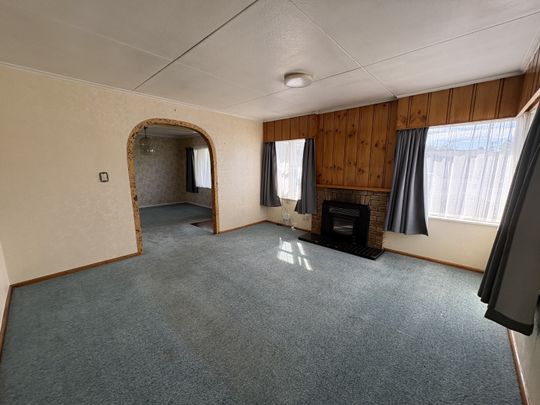 7 Bowling Road, Greenmeadows - Photo 1