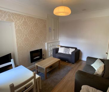 Cromer Street, Burton Stone Lane - P1932 - Photo 2