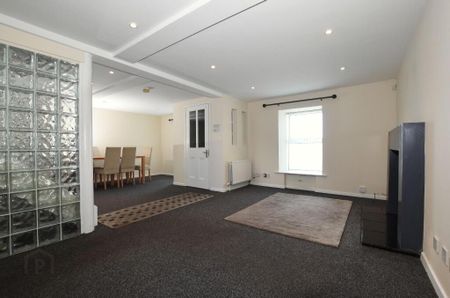 Hazel's House, 5 The Strand, Portaferry, BT22 1PE - Photo 3