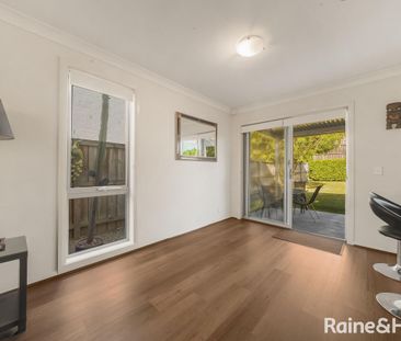 SPACIOUS DUPLEX FOR LEASE IN GLENFIELD - Photo 3