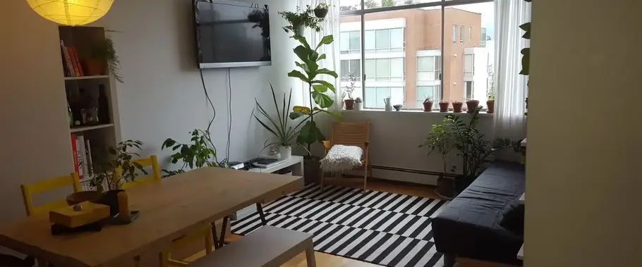 Edgemont | 1949 Barclay Street, Vancouver - Photo 1