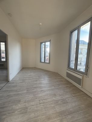 Location Appartement 2 pièces 38m² CHATELLERAULT 86100 - Photo 1