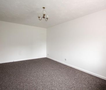 2 bedroom Bungalow To Let - Photo 1