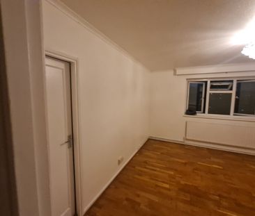 3 Bed Flat, Langthorne Court, BR1 - Photo 6