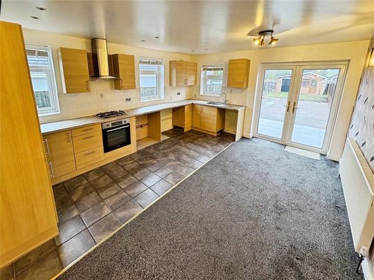 2 bedroom semi-detached house to rent - Photo 1