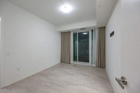 8868 Yonge Street #1507E - Photo 3
