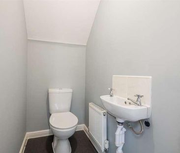 Willows Park, Accrington - Photo 3