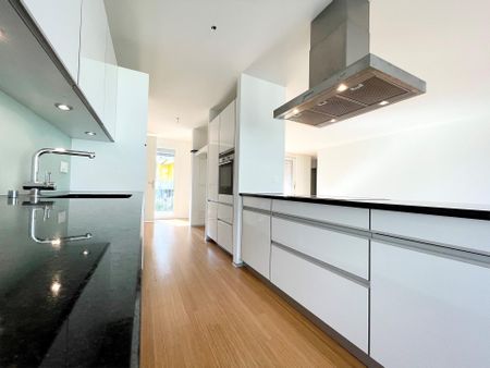Exklusive Gartenwohnung 113m2 mit Aussicht an schöner Hanglage - Photo 2