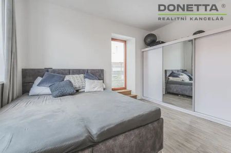 Pronájem nadstandardního bytu 1+kk, 48 m - Фото 2