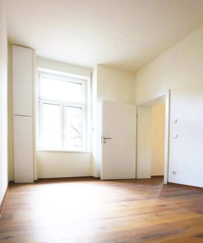 Reserviert Zentral gelegene 2-Zimmerwohnung + extra Küche, Gartenmitbenützung - Foto 2