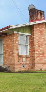Tidy 3-Bedroom Brick Home in Silverdale - Photo 4
