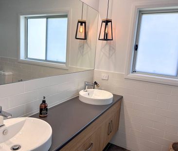 4 bedroom home- Fully Furnished - Photo 6