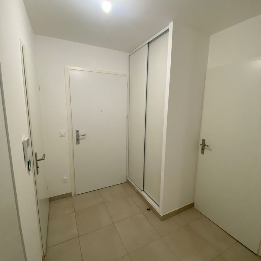 Location Appartement 2 pièces 48m² OZOIR LA FERRIERE 77330 - Photo 1