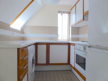 Flat to rent in Milton Road, Cambridge, CB4 1XQ - Photo 4