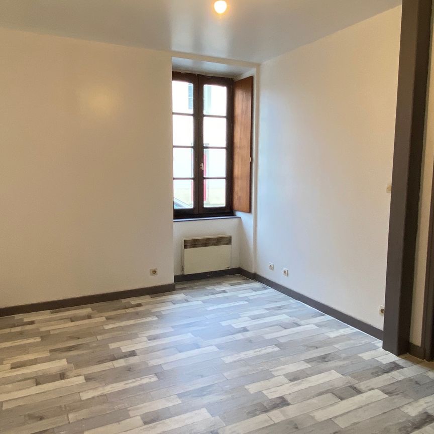Location Appartement 2 pièces 27m² ST MARS LA JAILLE 44540 - Photo 1