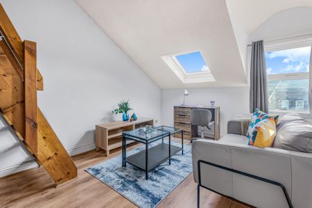 2 MOOR VIEW Leeds - LS6 1AQ - Photo 4