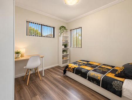 2 Bedroom Apartment!! - Photo 3