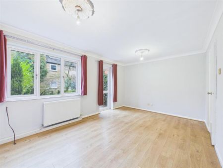 3 bedroom terraced house to rent - Photo 2