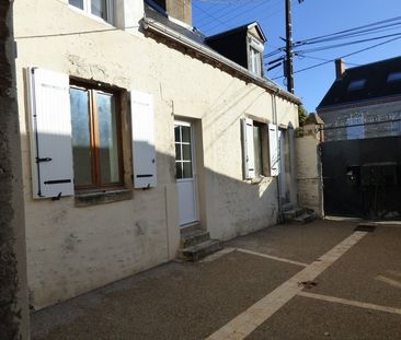 Location Appartement 3 pièces 58m² ORLEANS 45000 - Photo 3