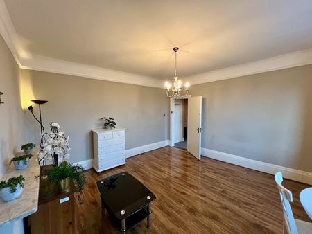 1 Bed Flat, Lynton Road, W3 - Photo 3