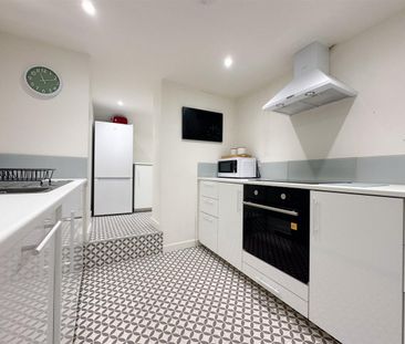 London Road, Cheltenham GL52 6HJ - Photo 5