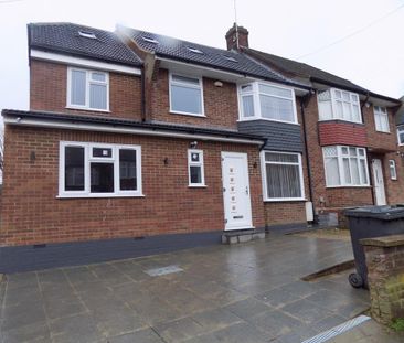 Studio to rent - Photo 6