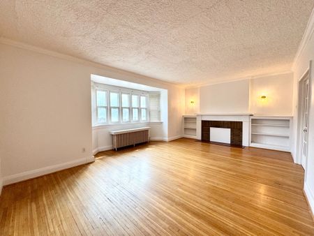 For Lease - 1198 Avenue Road Unit# Main Apartment, Toronto, Ontario - Photo 2
