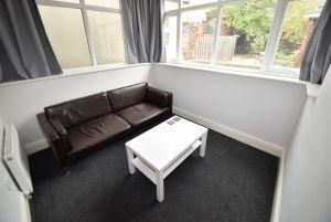 4 bedroom house share to rent - Photo 1