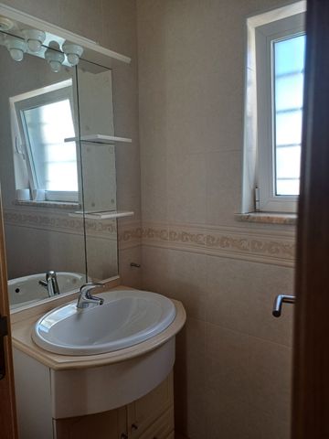 Moradia T2 Arrendamento de Outubro a Maio. Espaço exterior muito agradável! - Photo 5