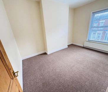 3 bedroom terraced house to rent - Photo 6