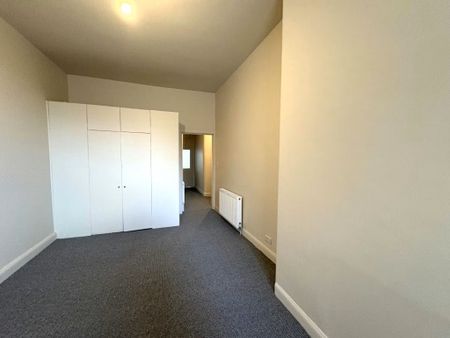 2 Bed Flat, Meadowbank Terrace, EH8 - Photo 3